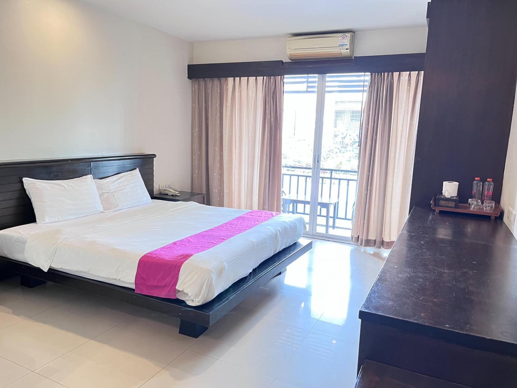 Lub Sbuy Hostel Phuket Eksteriør bilde